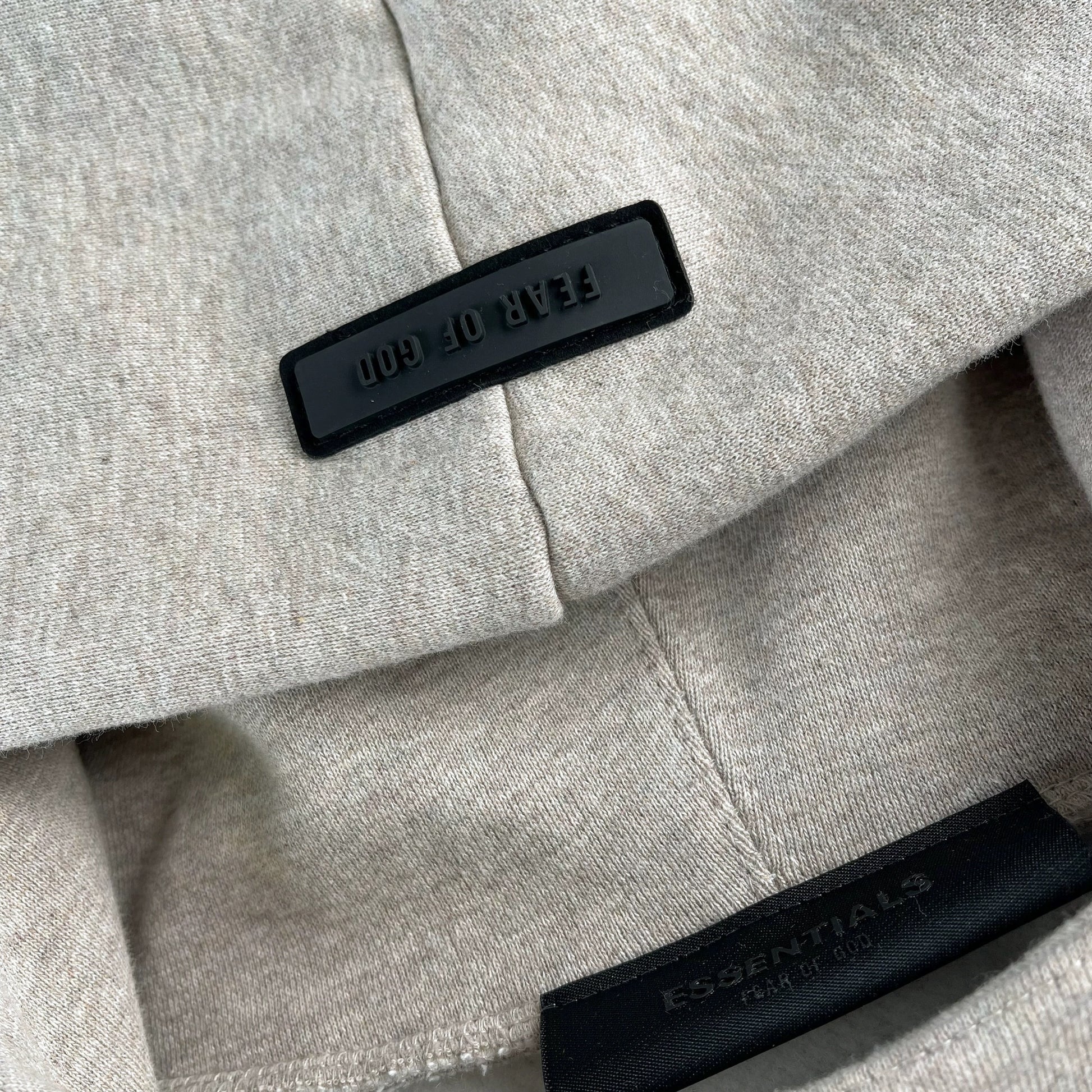 AMBERELLE FW23 Minimal Logo Fleece Hoodie in white