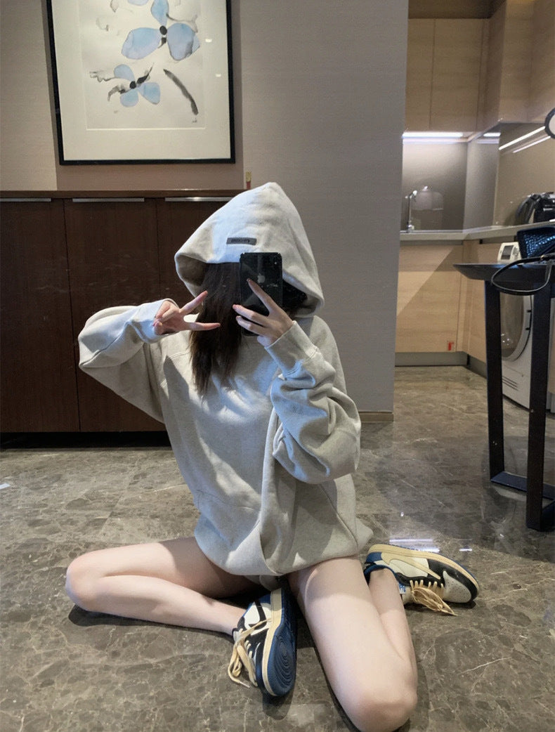 AMBERELLE Back Logo Fleece Pullover Hoodie in light heather grey