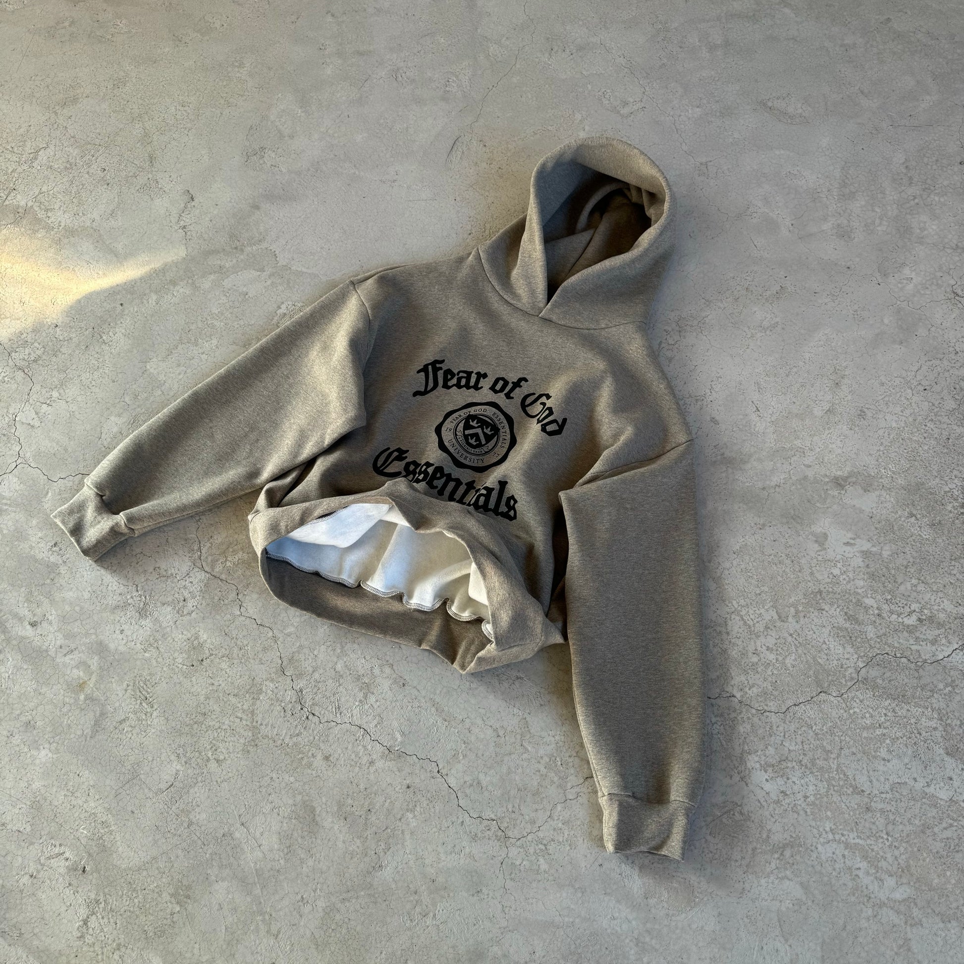 AMBERELLE 24FW Vintage Graphic Fleece Hoodie hoodie