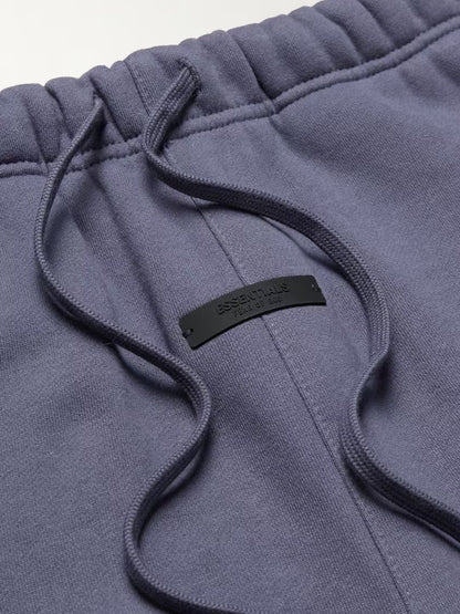 AMBERELLE Vintage Crest Fleece Jogger Sweatpants in light heather grey