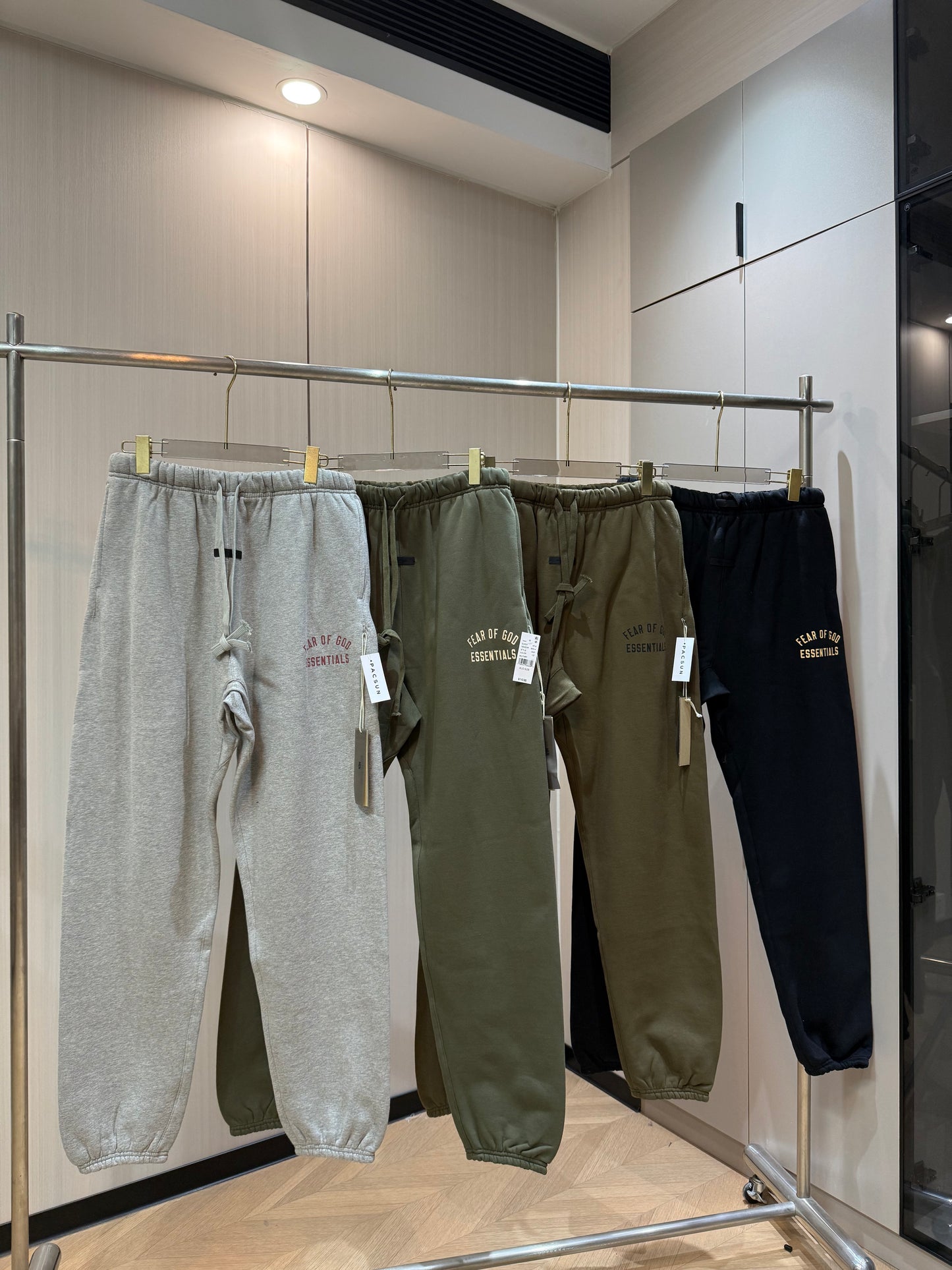 AMBERELLE Bold Letter Graphic Fleece Sweatpants in black