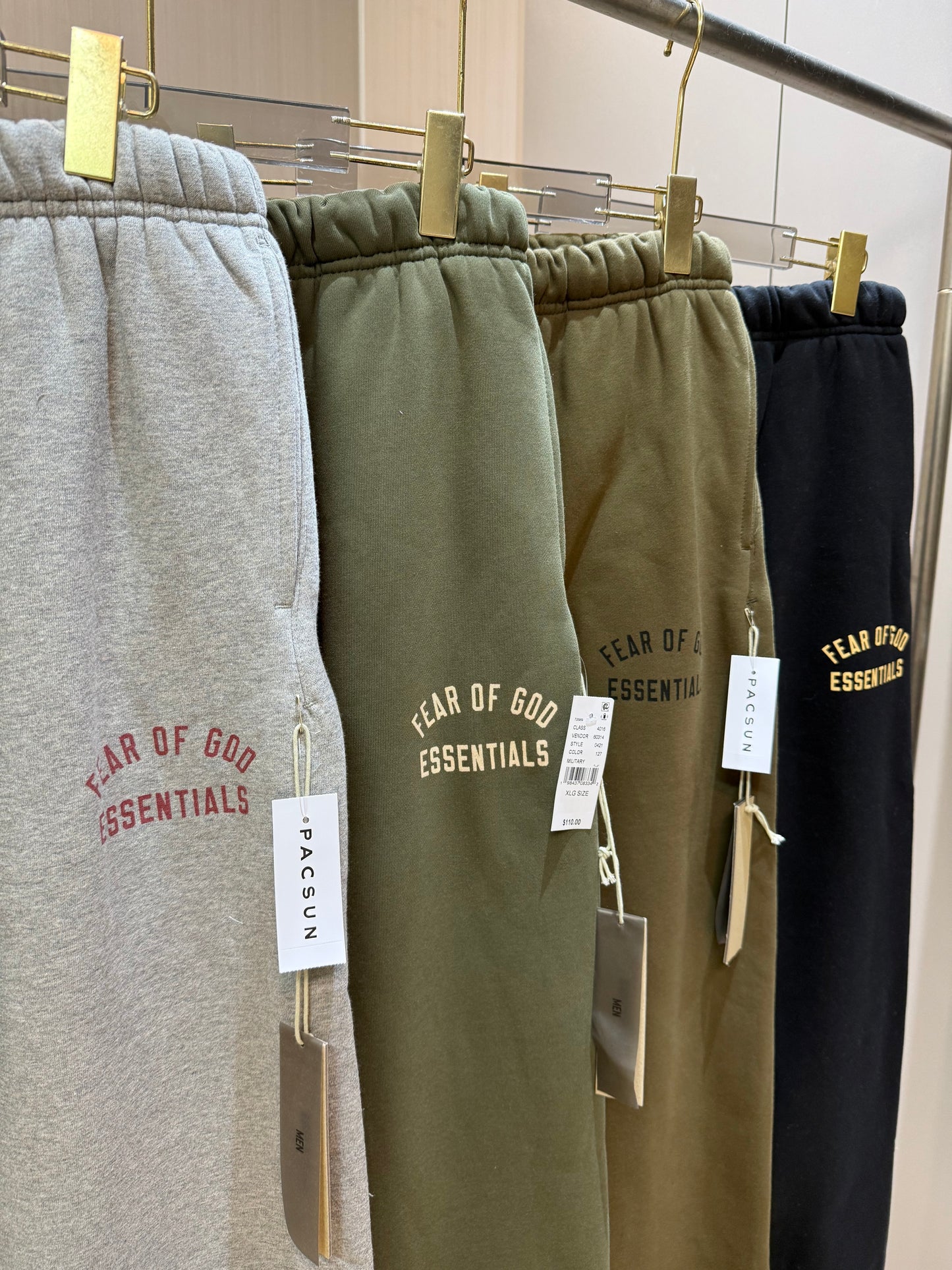 AMBERELLE Bold Letter Graphic Fleece Sweatpants in black