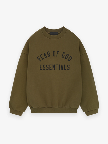 AMBERELLE Arc Letter Fleece Crewneck Sweatshirt in dark green