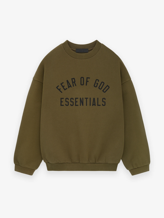AMBERELLE Arc Letter Fleece Crewneck Sweatshirt in dark green