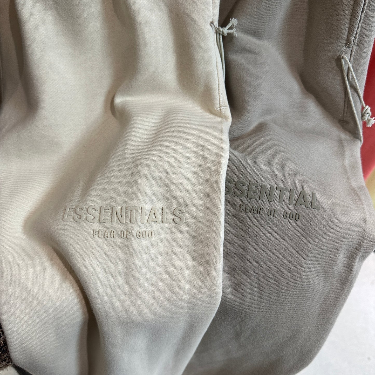 AMBERELLE Multi-Color Fleece Joggers in dark taupe