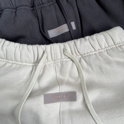 AMBERELLE 1977 Fleece Joggers Sweatpants in white