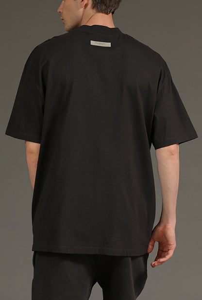 AMBERELLE 1977 Graphic Oversized Short Sleeve T-Shirt in black