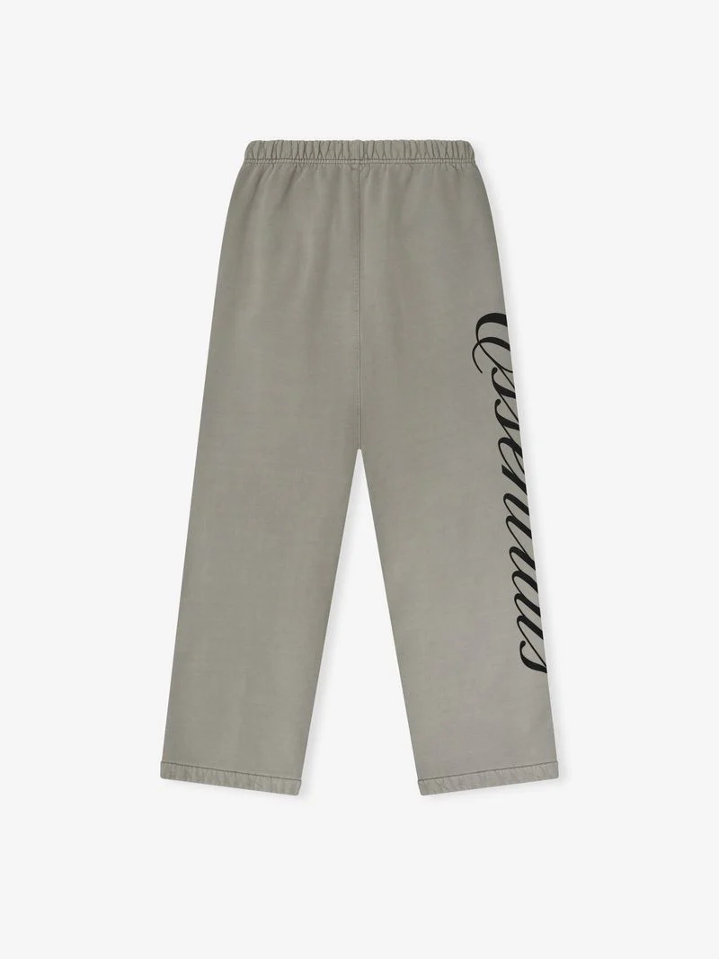 AMBERELLE Heavy Fleece Lounge Sweatpants in light heather grey