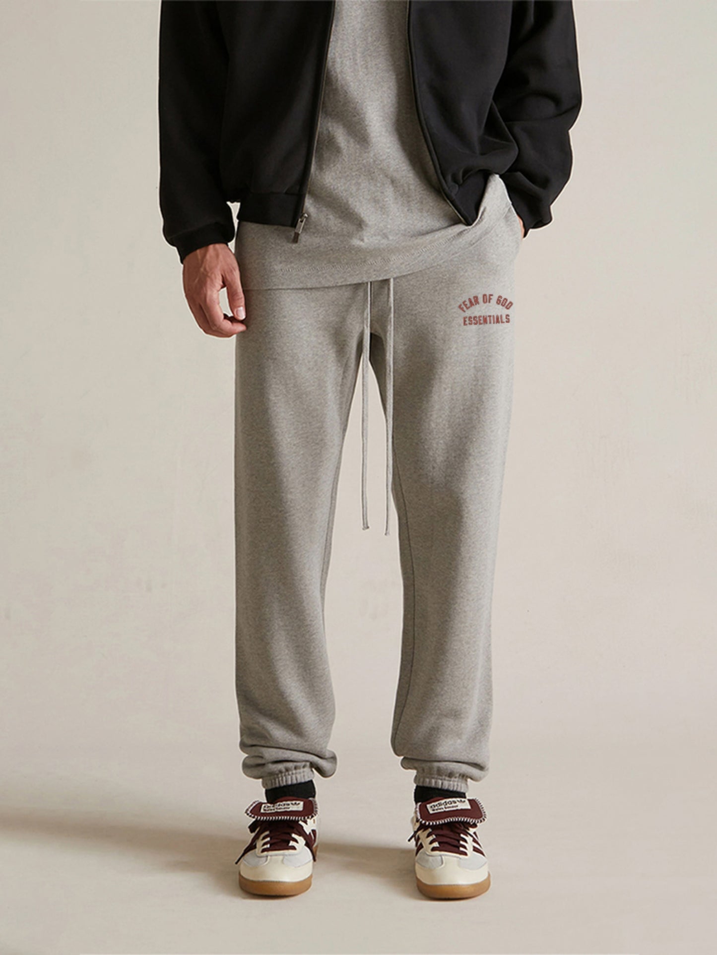 AMBERELLE Bold Letter Graphic Fleece Sweatpants in green