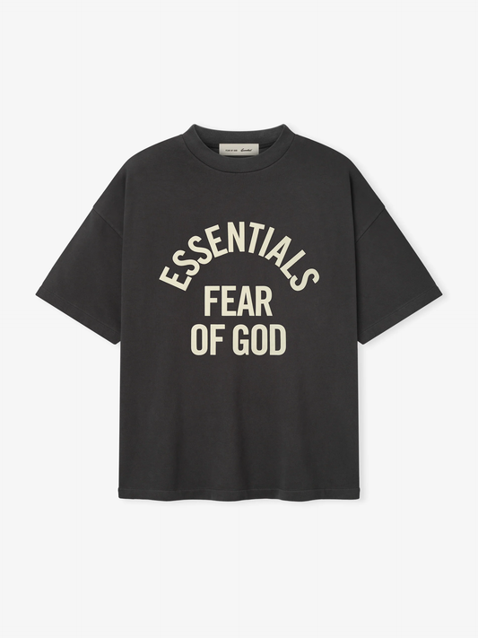 AMBERELLE Campus 90s Oversized T-Shirt in black