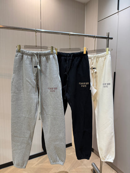 AMBERELLE State Graphic Fleece Jogger Sweatpants in cream