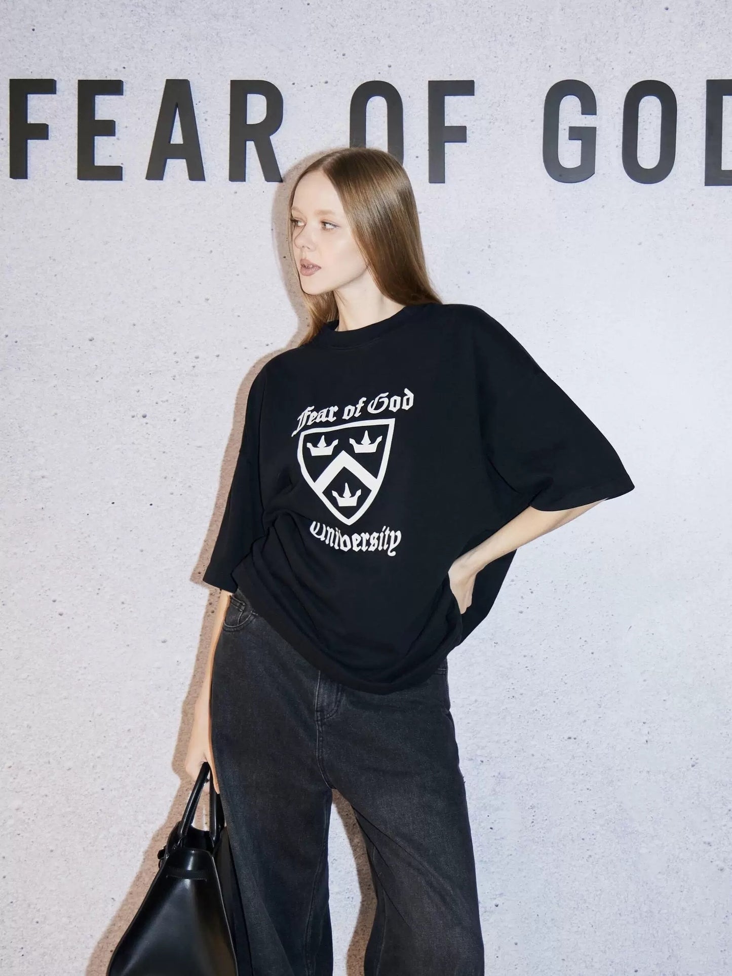 AMBERELLE Holiday Crest Graphic Short Sleeve Tee in black