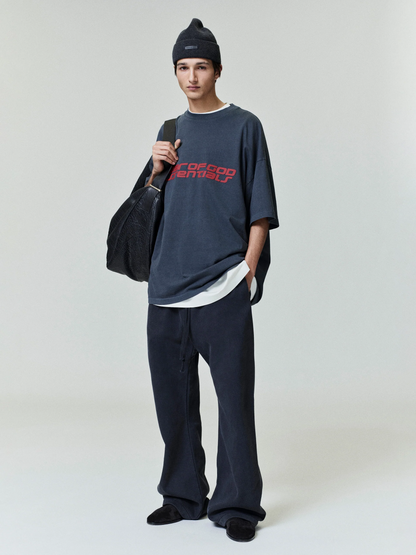 AMBERELLE 90s Graphic Oversized T-Shirt in blackred