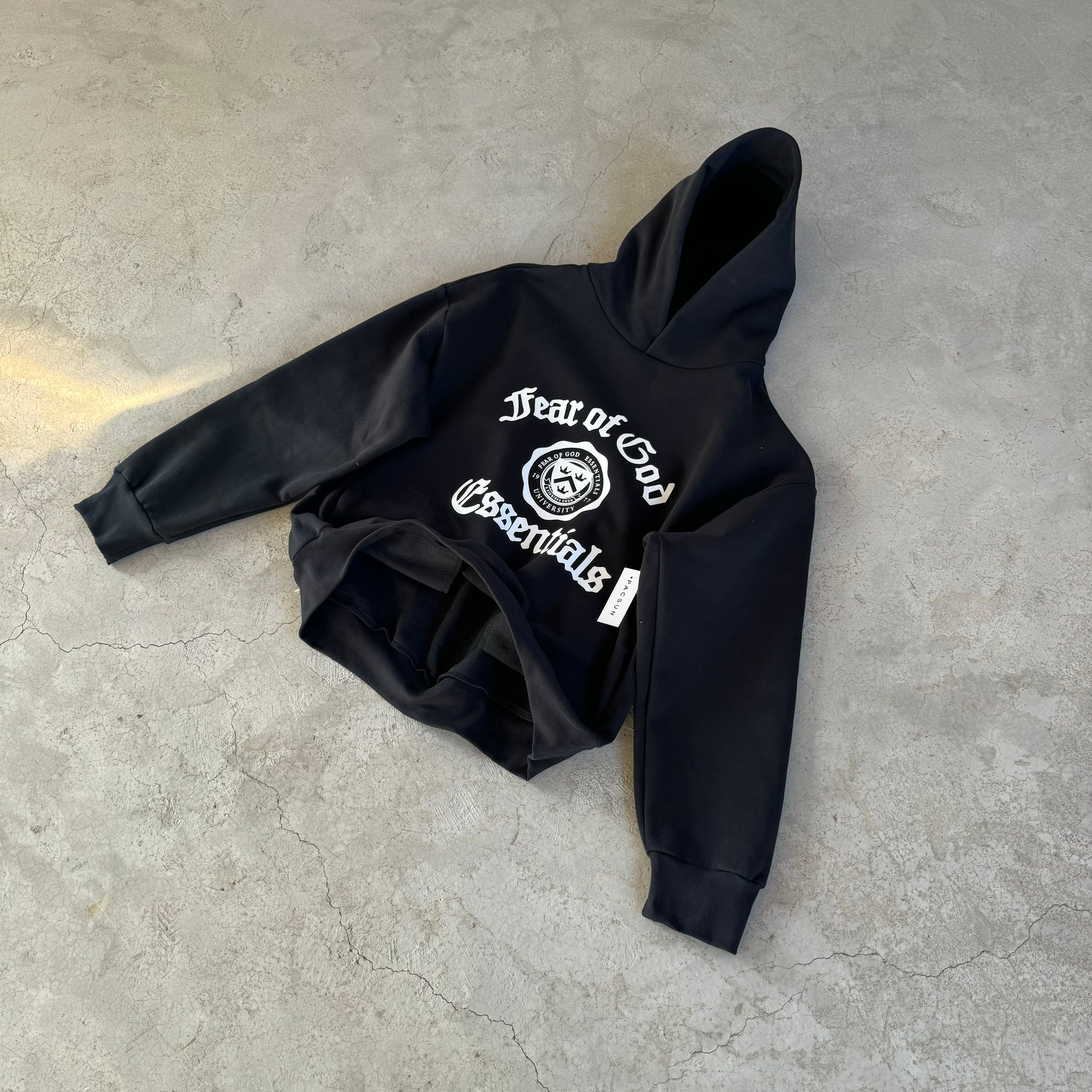 AMBERELLE 24FW Vintage Graphic Fleece Hoodie hoodie