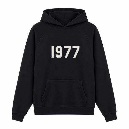 AMBERELLE 1977 Graphic Fleece Hoodie in black