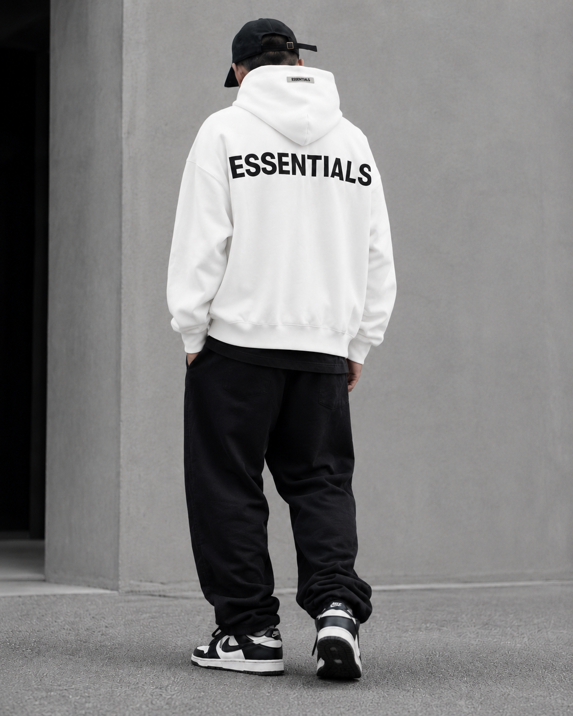 AMBERELLE Back Logo Oversized Fleece Hoodie in white