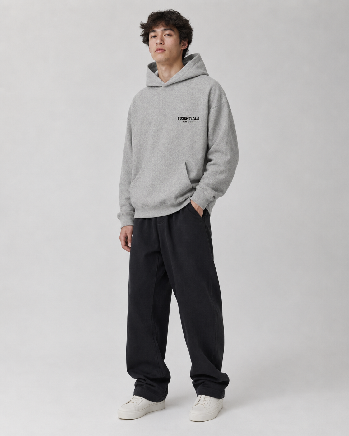 AMBERELLE Small Logo Fleece Pullover Hoodie in black