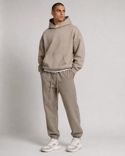 AMBERELLE Vintage Fleece Jogger Sweatpants in cream