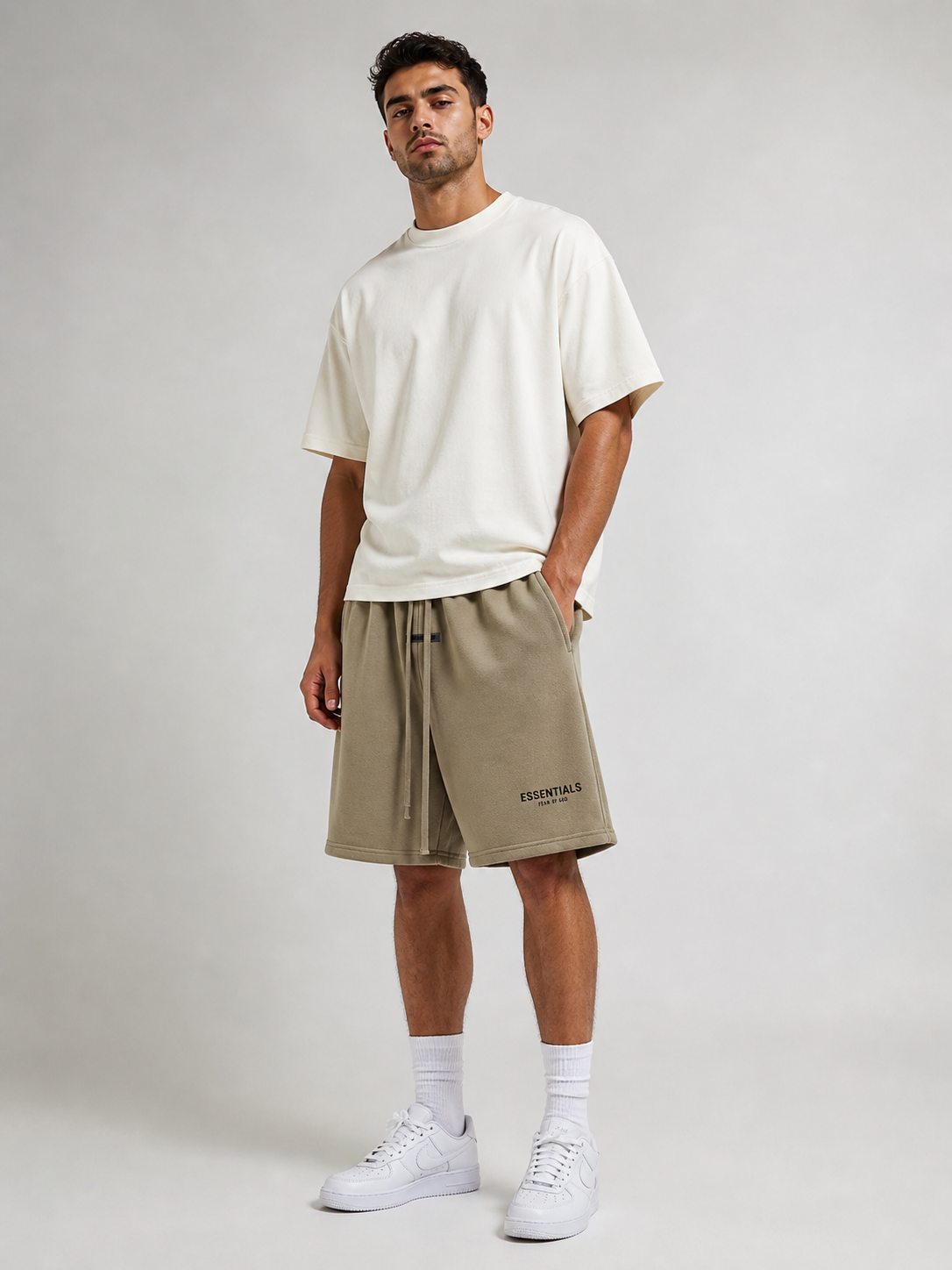 AMBERELLE Relaxed Fleece Sweatshorts in cream