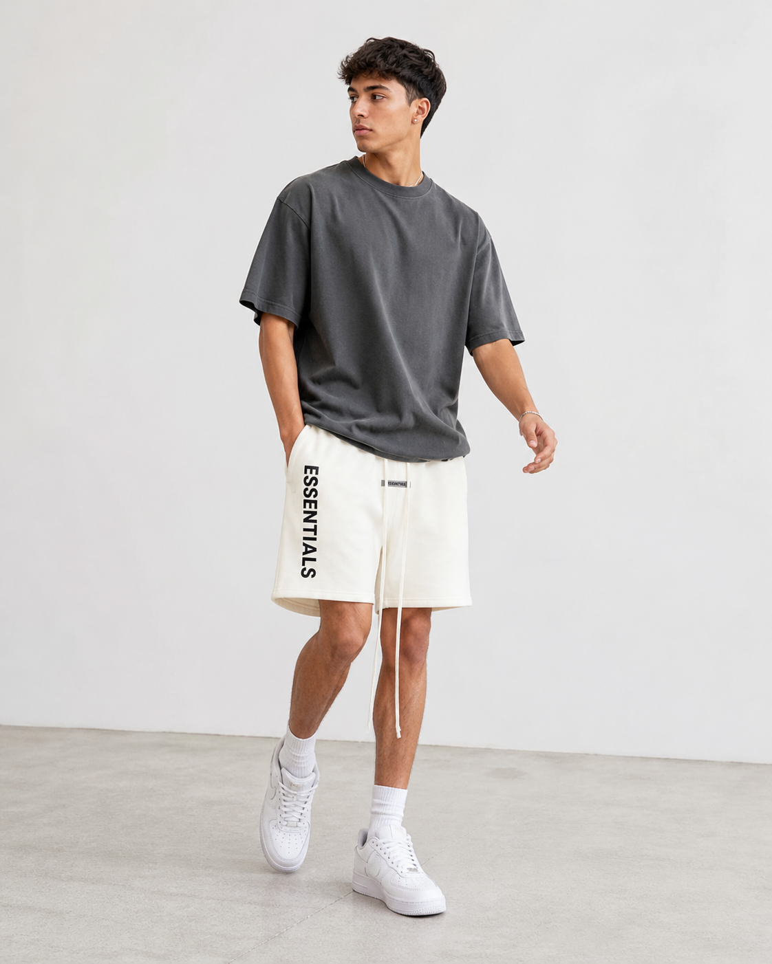 AMBERELLE Vertical Logo Fleece Sweatshorts in cream