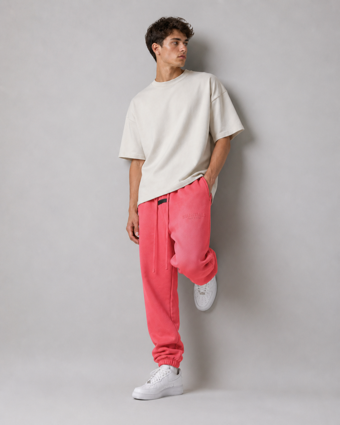 AMBERELLE Multi-Color Fleece Joggers in dark taupe