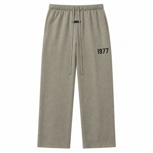 AMBERELLE 1977 Relaxed Wide-Leg Sweatpants in light heather grey