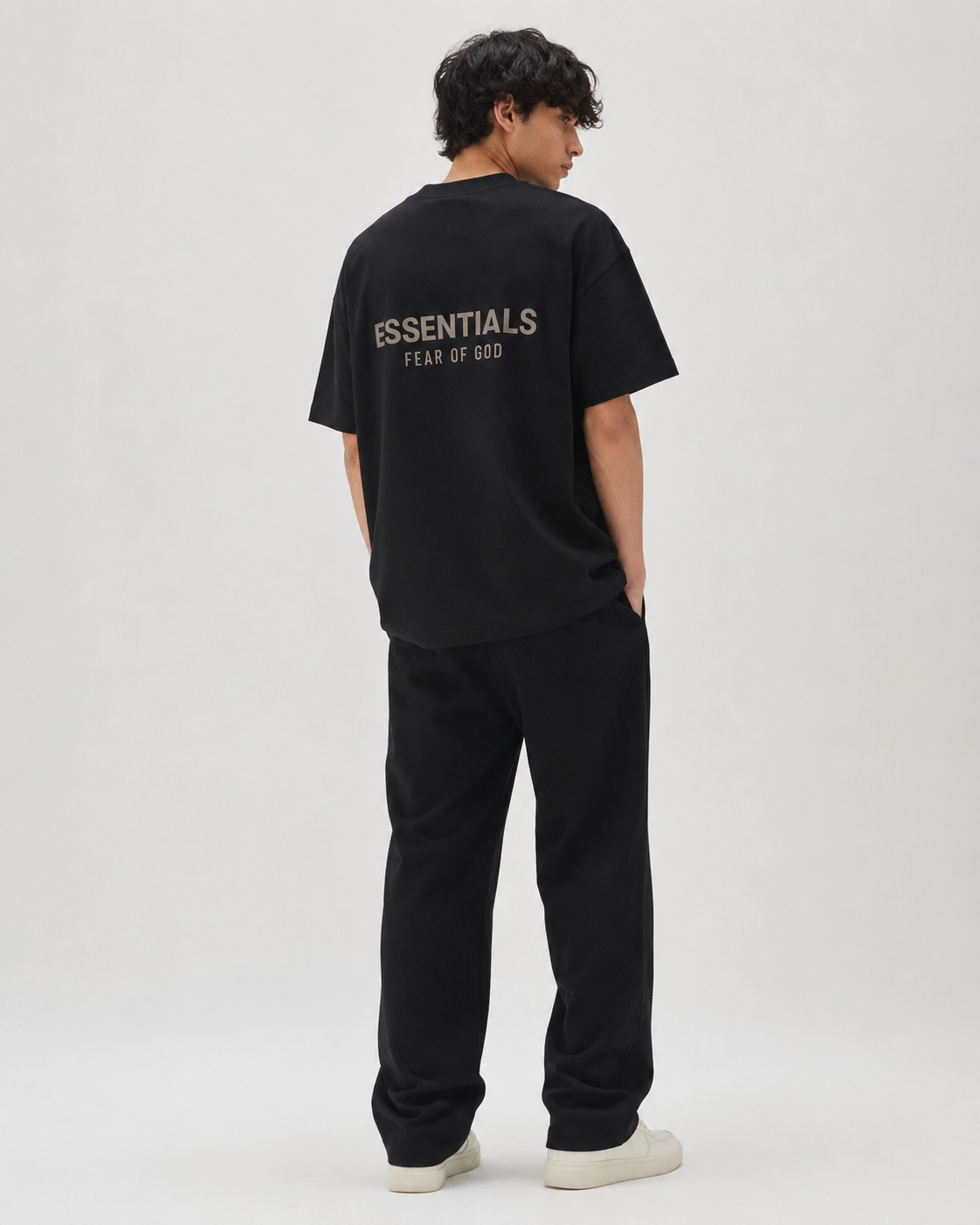 AMBERELLE Oversized Minimal Logo T-Shirt in light heather grey