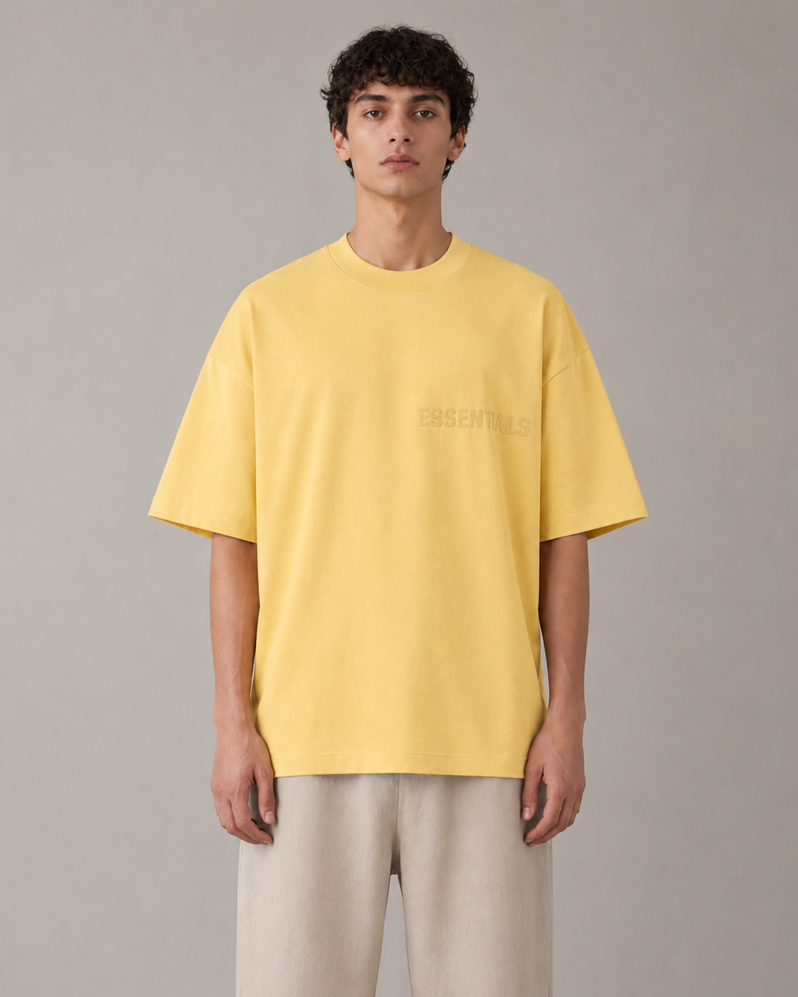 AMBERELLE Tonal Silicone Logo Short Sleeve Tee in light heather grey