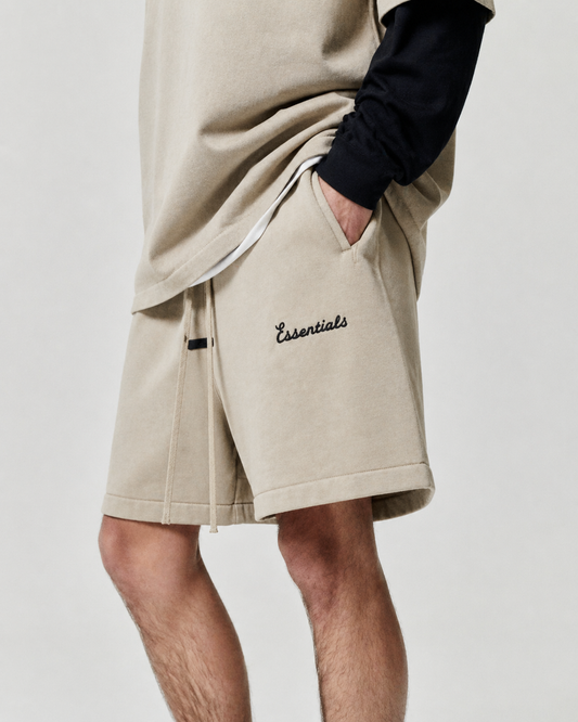 AMBERELLE Training Classic Sweatshort in beige