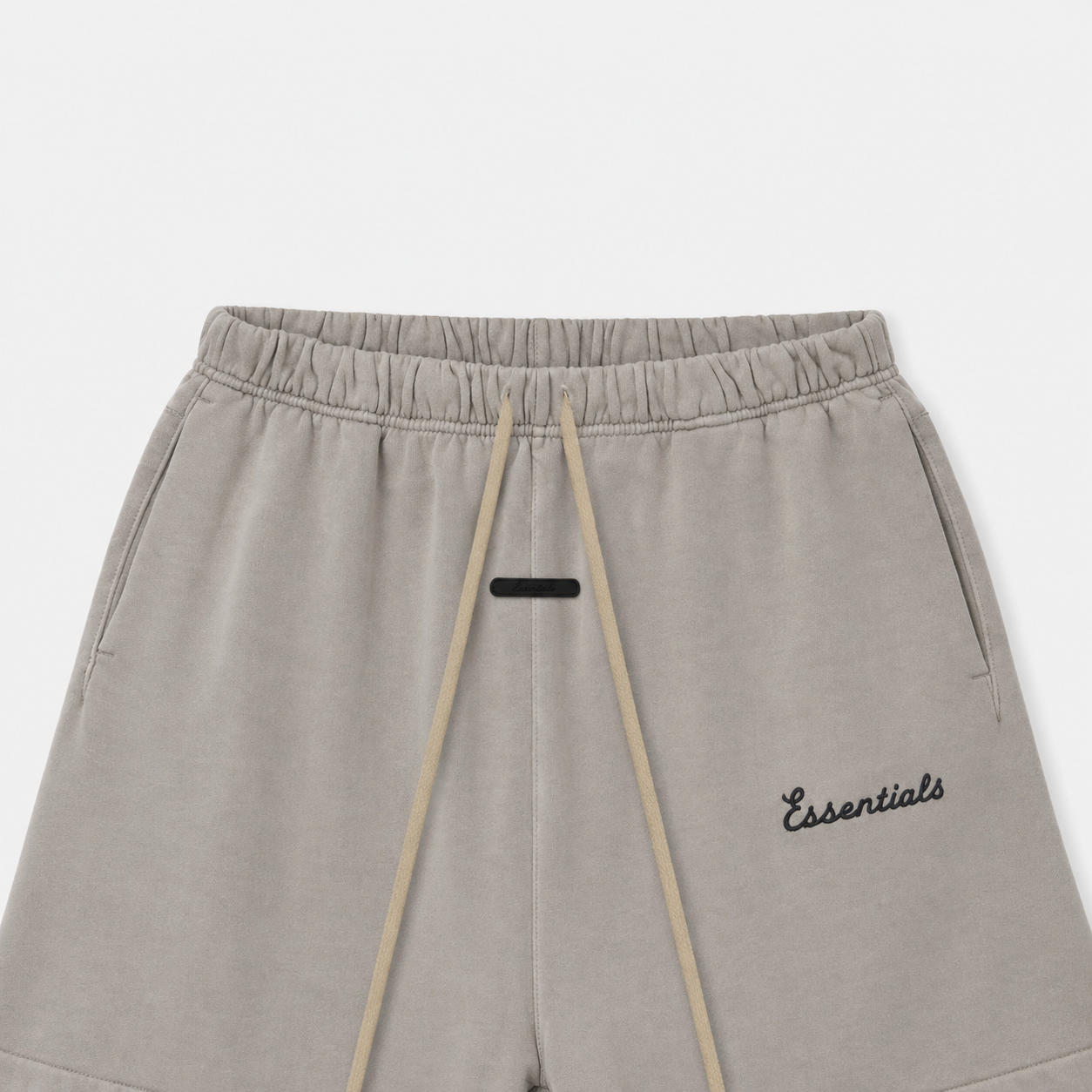AMBERELLE Training Classic Sweatshort in black