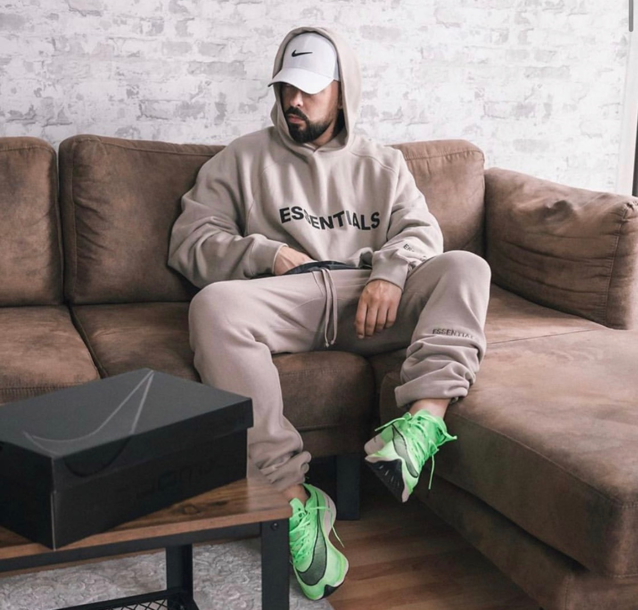 AMBERELLE Side Logo Oversized Fleece Hoodie in cream
