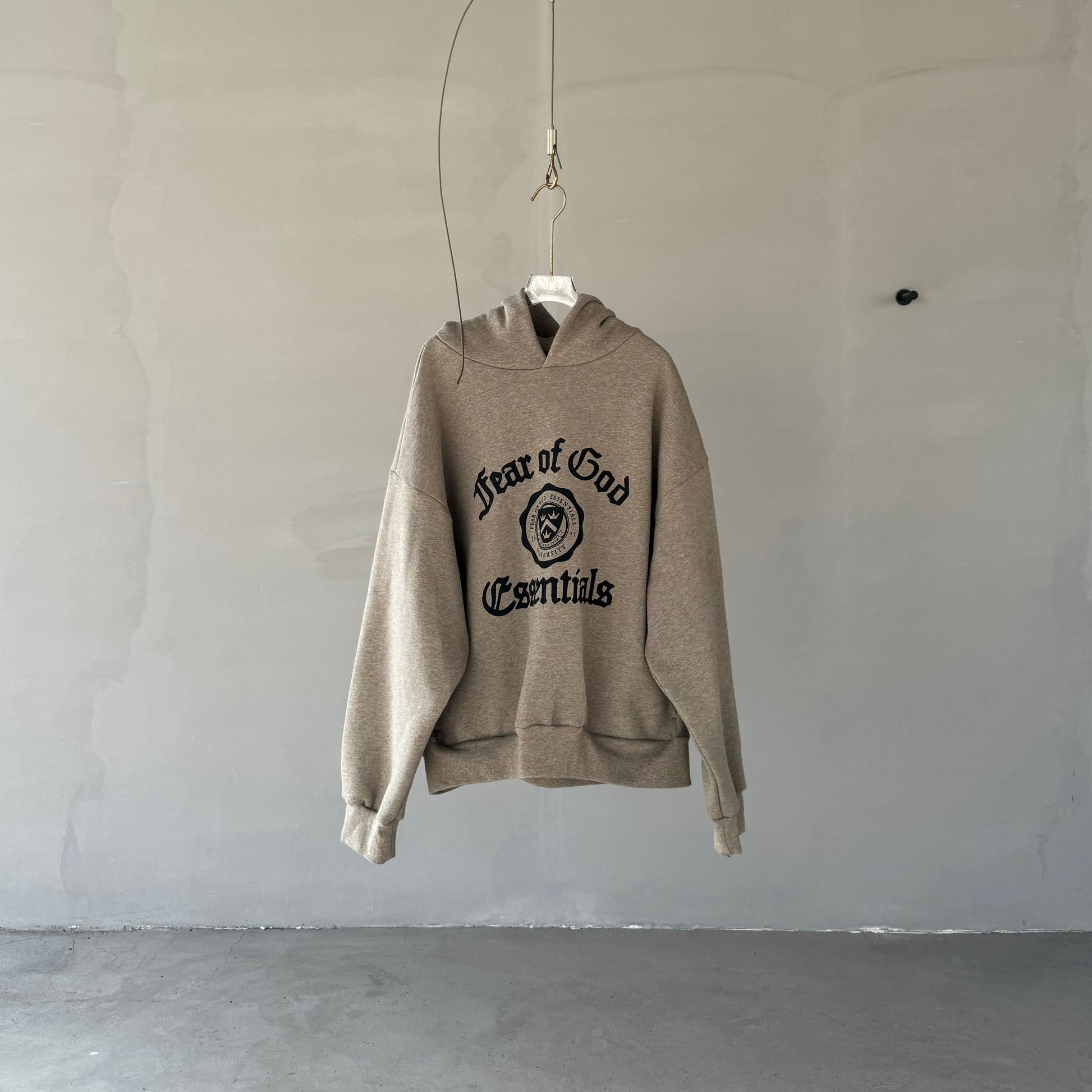 AMBERELLE 24FW Vintage Graphic Fleece Hoodie in light heather grey