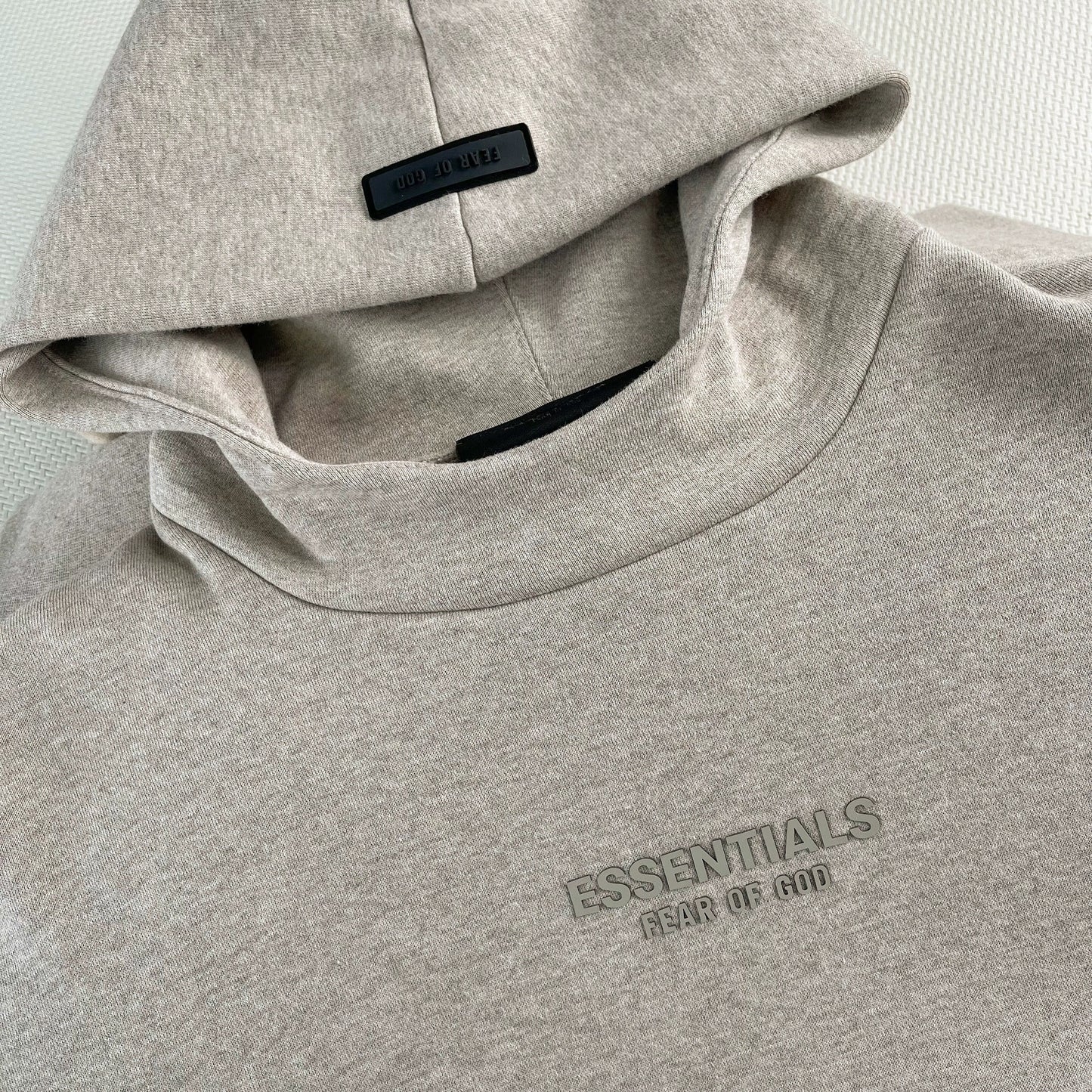 AMBERELLE FW23 Minimal Logo Fleece Hoodie in white