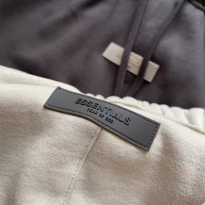 AMBERELLE 1977 Fleece Drawstring Sweatshorts in cream